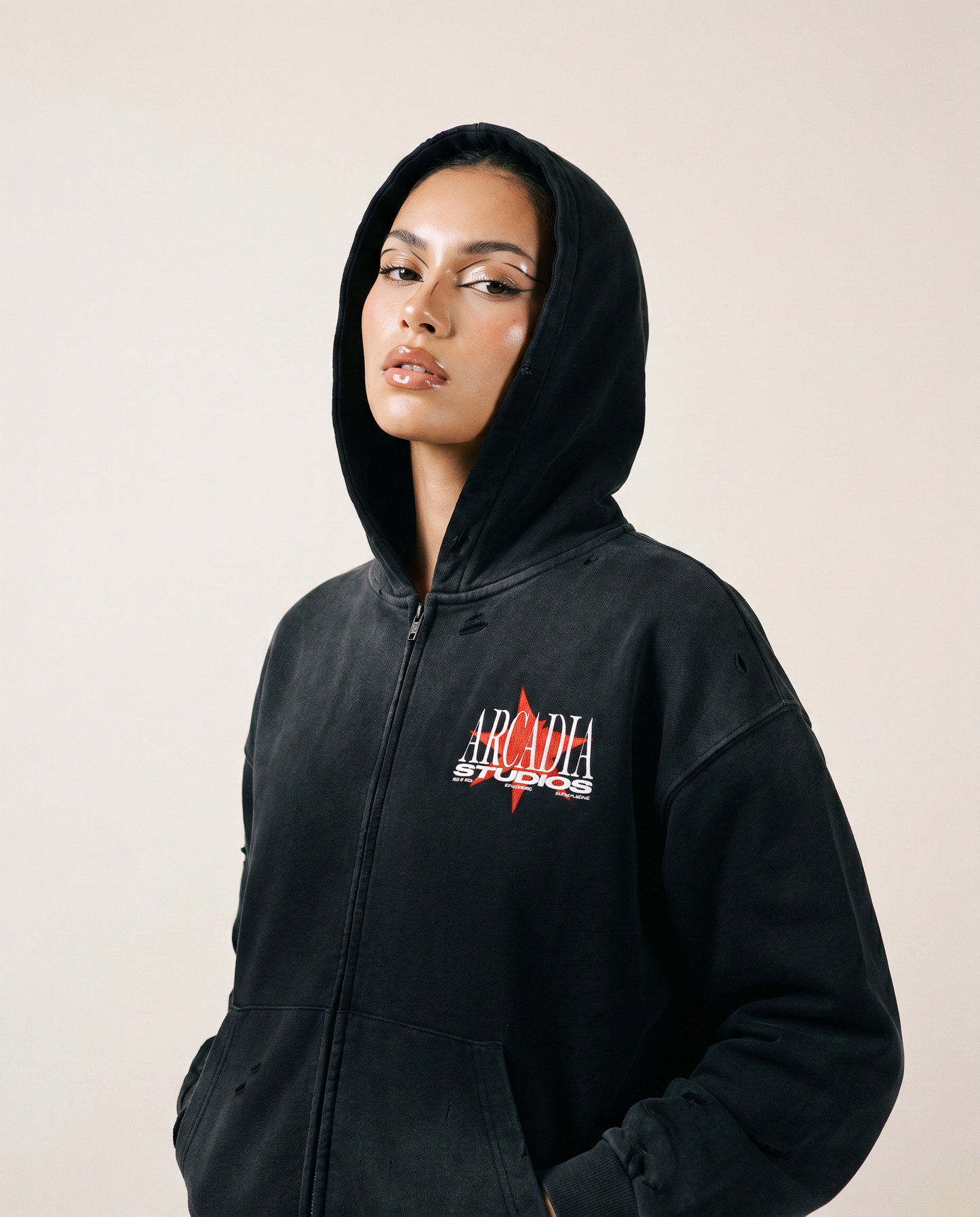 STAR ZIP UP HOODIE
